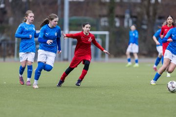 Bild 268 - wCJ Eimsbuettler TV - Holstein Kiel : Ergebnis: 0:1